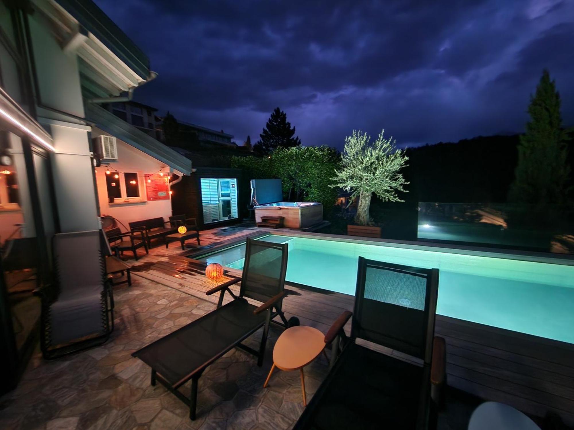 Bella Flocon Appartements Min 2 Nights Special Weekly And Monthly Prices (Adults Only) Saviese Bagian luar foto