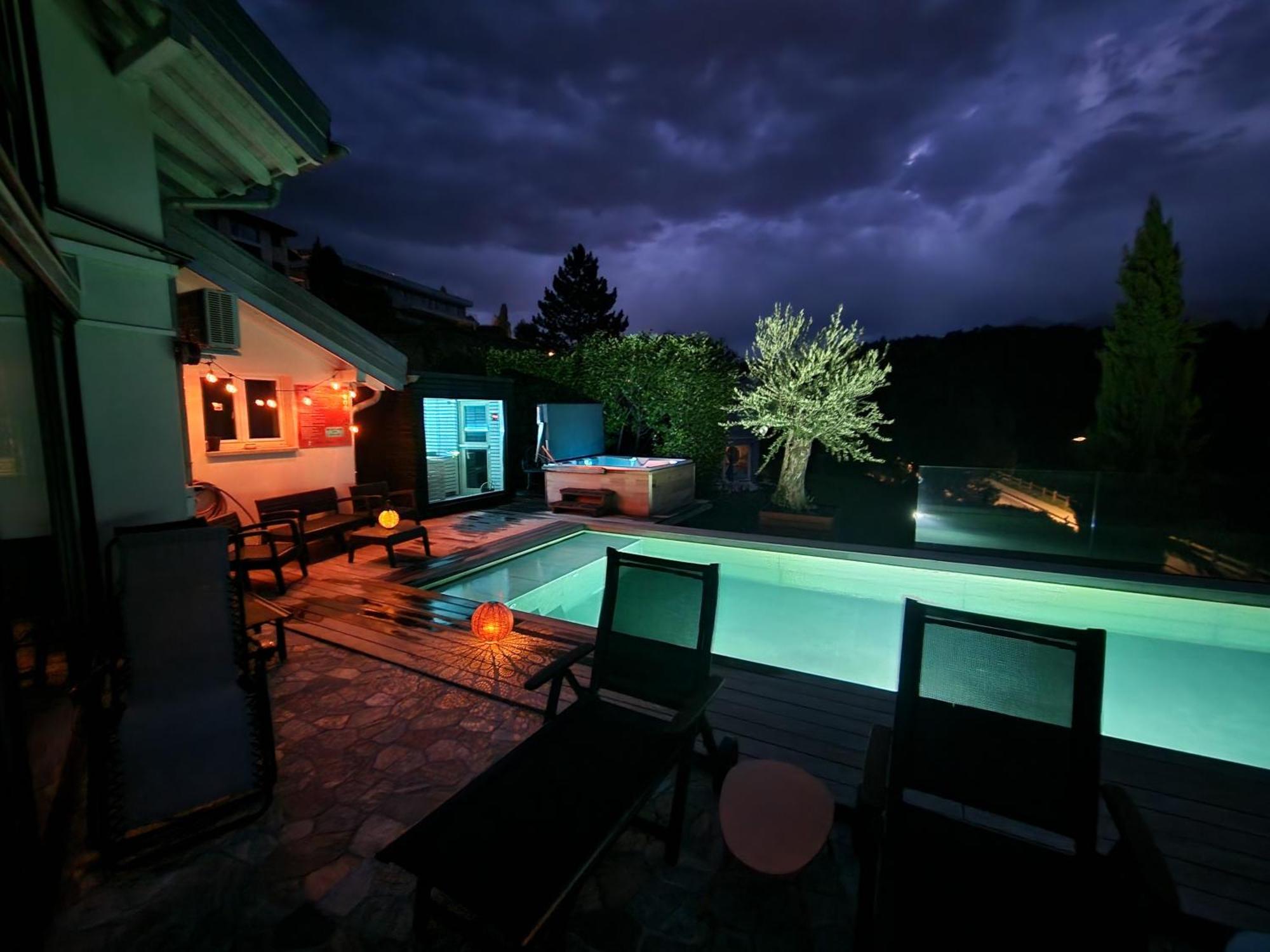 Bella Flocon Appartements Min 2 Nights Special Weekly And Monthly Prices (Adults Only) Saviese Bagian luar foto